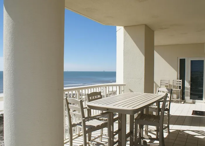 Beach Club Avalon #601 Apartment *